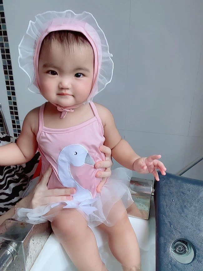 Khó có con biểu cảm của mạc văn khoa biết tin lên chức bố làm mẹ bỉm rơi nước mắt - 8