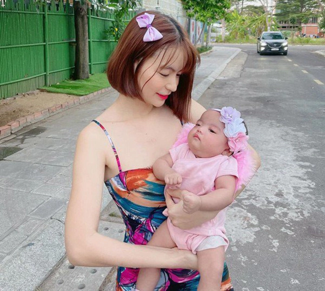 Khó có con biểu cảm của mạc văn khoa biết tin lên chức bố làm mẹ bỉm rơi nước mắt - 11