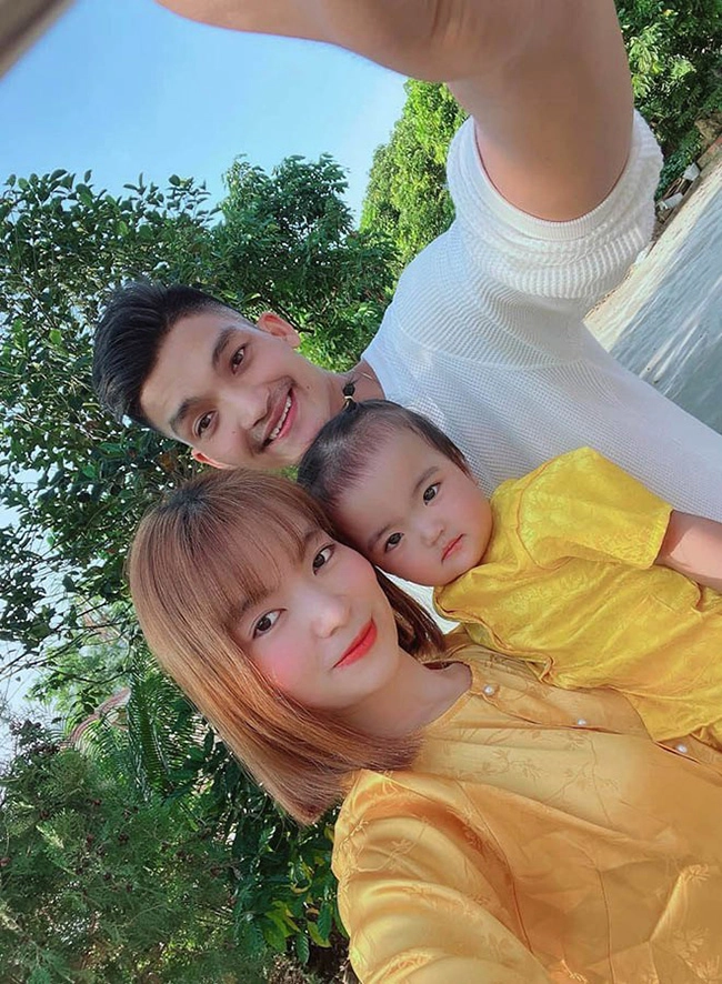 Khó có con biểu cảm của mạc văn khoa biết tin lên chức bố làm mẹ bỉm rơi nước mắt - 14