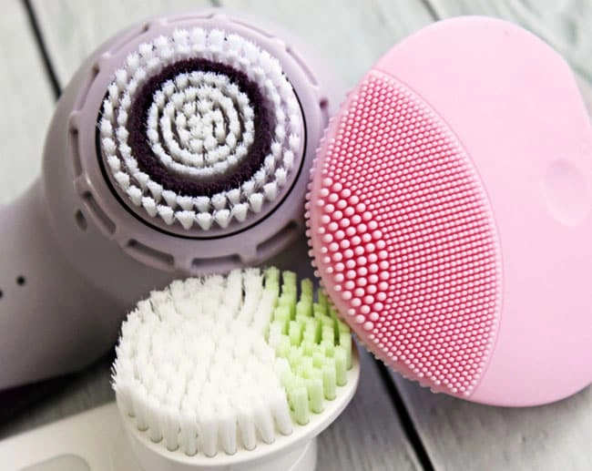 Khoe cận cảnh dung nhan trên giường ngờ đâu phạm băng băng mắc lỗi tày đình với làn da - 9