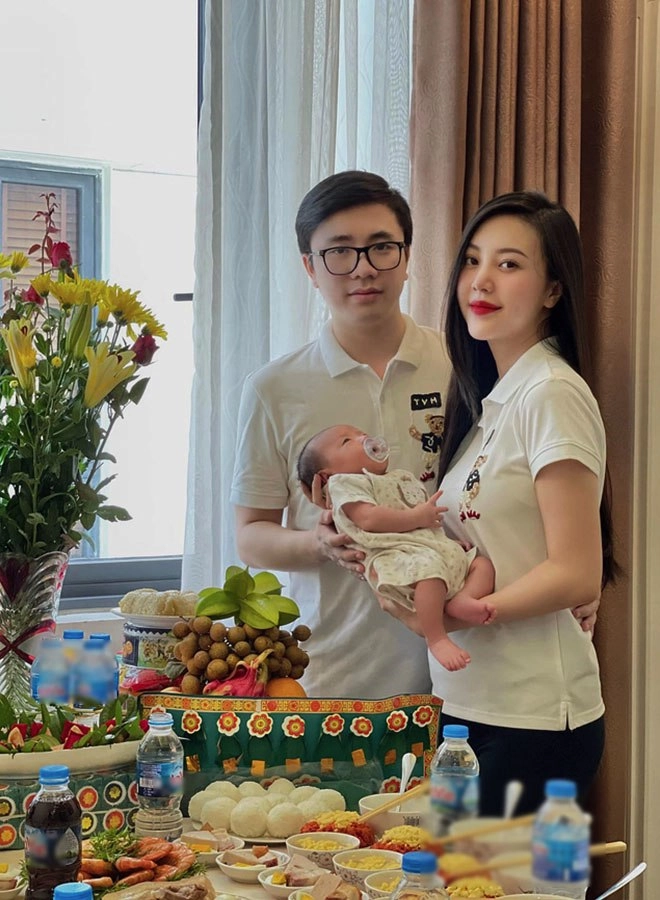 Không cài áo cựu tiếp viên hàng không đóng cảnh nóng với mạnh trường ôm con tiếp da tuyệt đẹp - 9