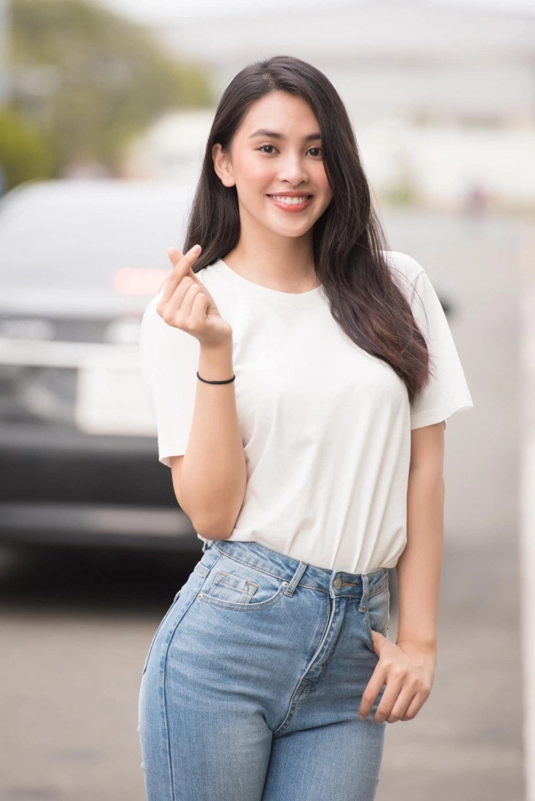 Không cần dao kéo những nàng hậu này vẫn đẹp lên theo năm tháng - 2