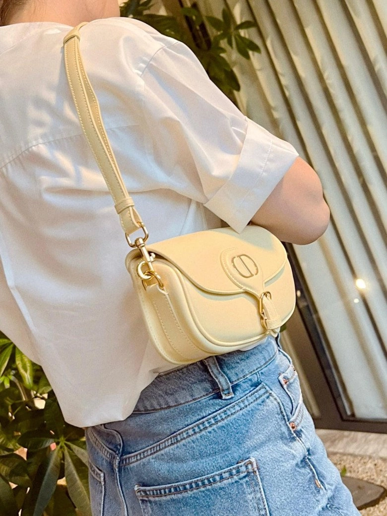 Không chấp nhận là bình phong đàm thu trang ra công trường bỏ cao gót mũ bảo hộ giản dị vest chuẩn mực - 9