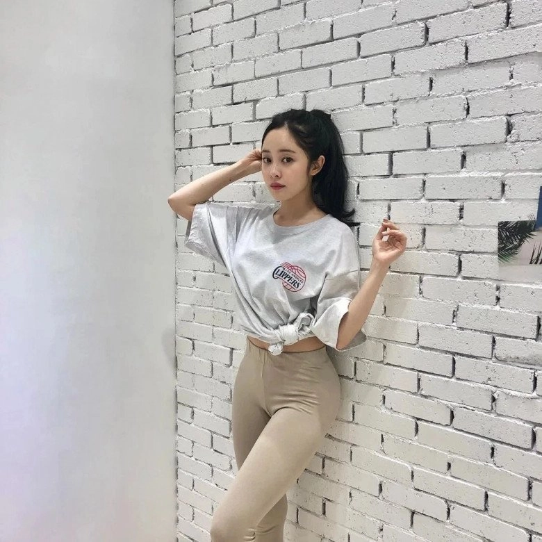 Không chỉ đôi chân dài khoảnh khắc quay lưng của sao nam này sexy lấn át loạt mỹ nhân - 7