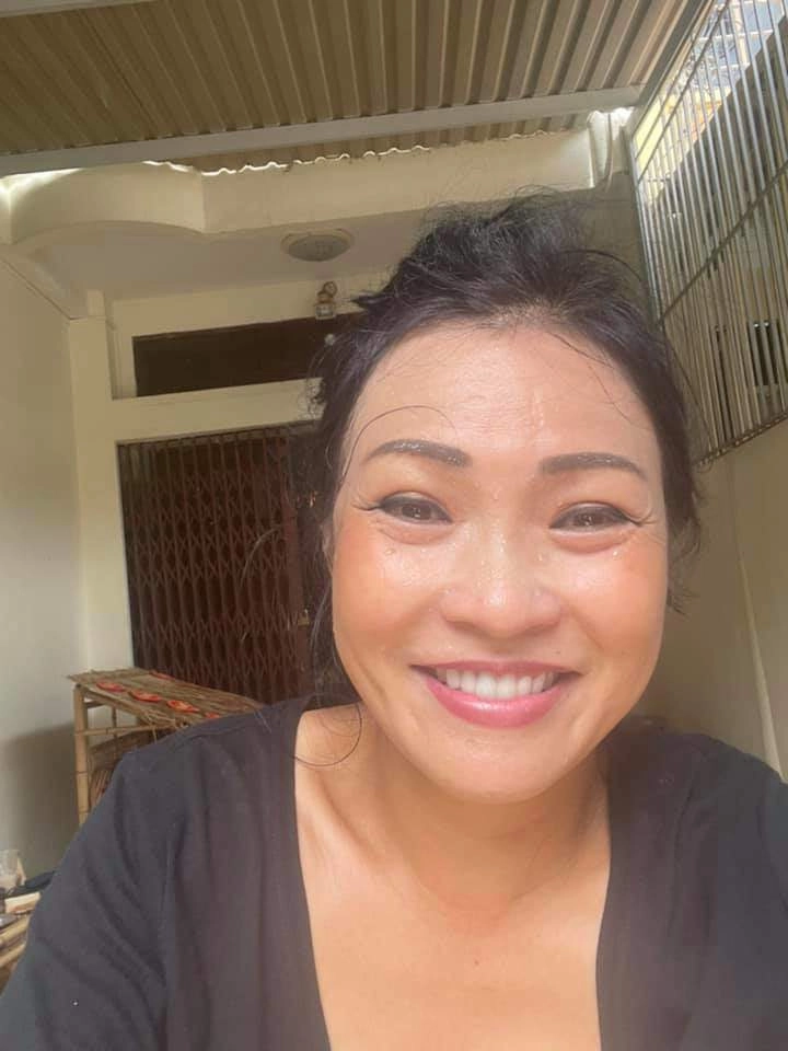 Không nhận ra nổi phương thanh mặt nám đen sì sau 3 tháng làm chân bốc vác - 9