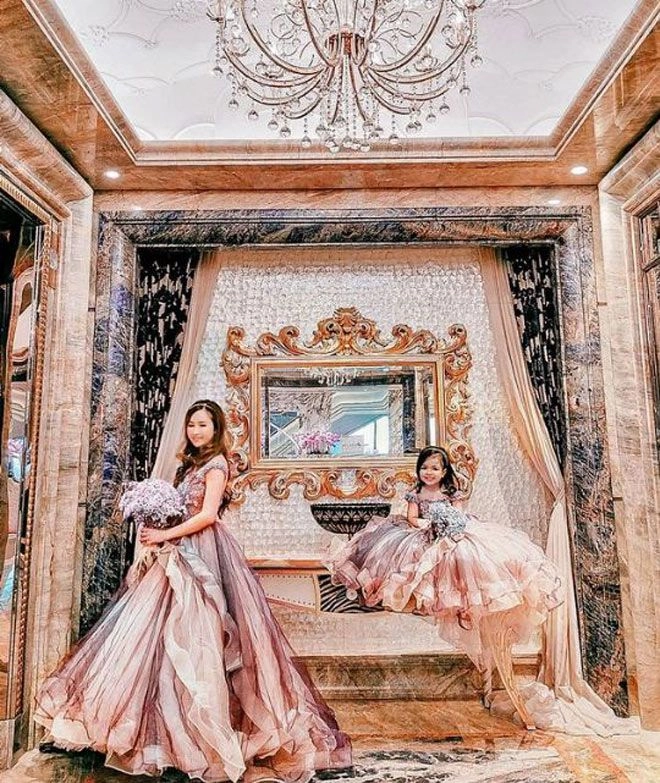 Không phải con gái cường đôla hay lisa nhà hà hồ bé gái này mới là tay chơi đồ hiệu - 17