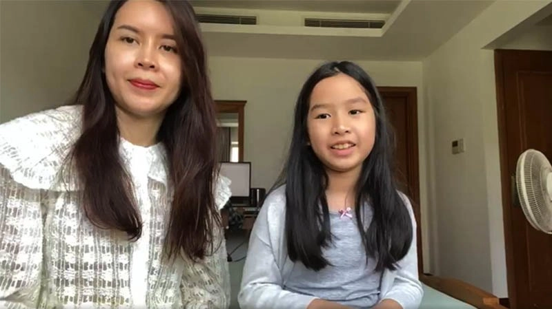 Không uổng học phí nửa tỷnăm con gái hồ hoài anh bắn tiếng anh làm sao việt trầm trồ - 4