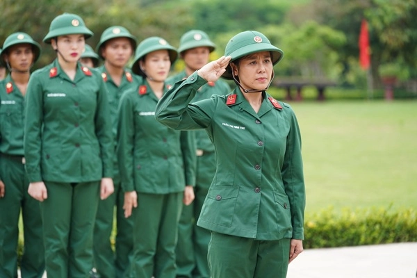 kiều nữ làng hài thừa nhận sửa mũi làm cđm bật cười nhan sắc ngày xưa giờ thăng hạng hẳn - 2