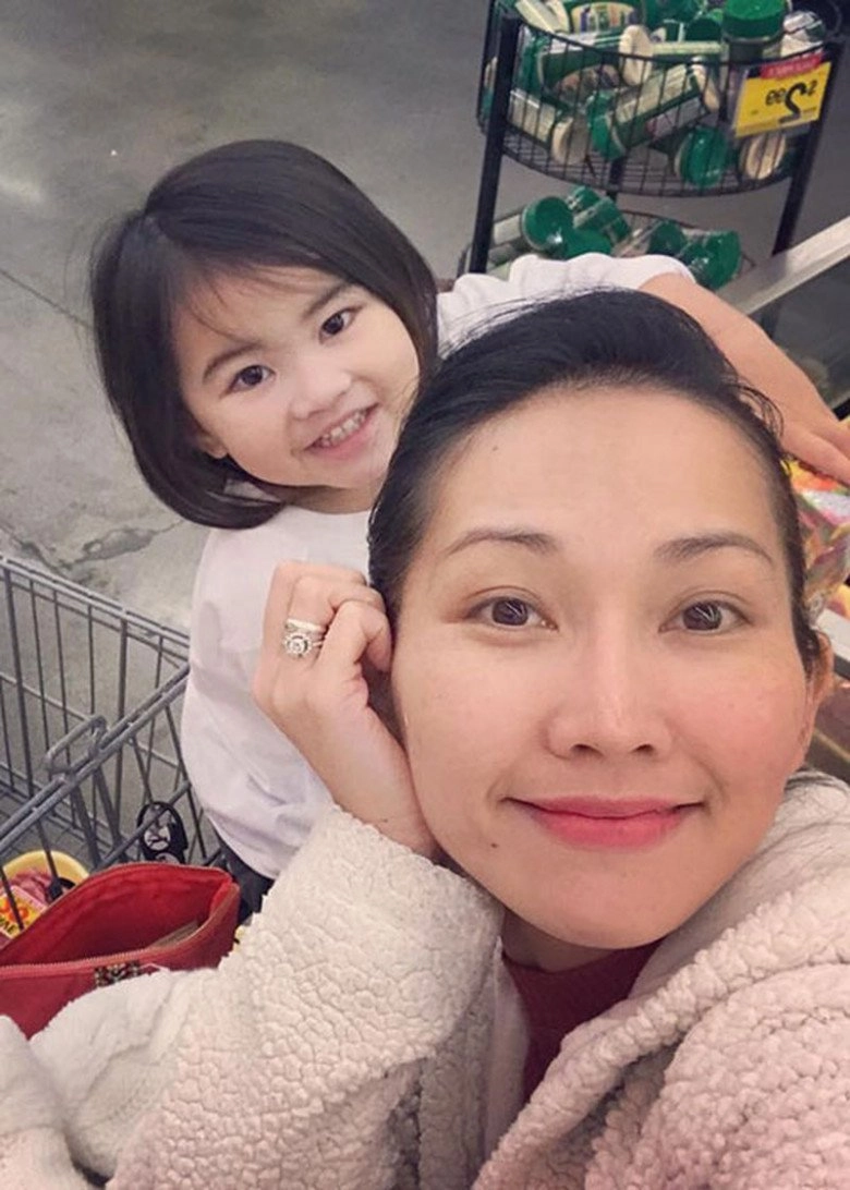 Kim hiền sang mỹ sinh con thứ 2 đứa trẻ giờ 7 tuổi càng lớn càng xinh giống hệt mẹ - 2