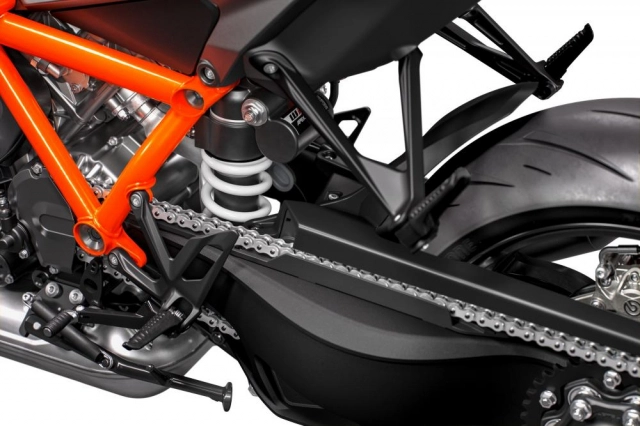 Ktm 1290 super duke r 2021 với những bí mật về khung gầm mới - 6