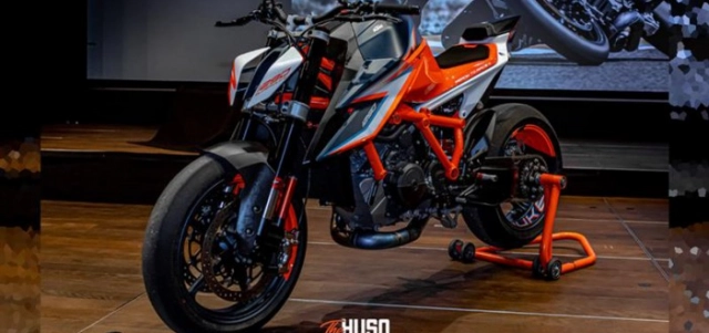 Ktm 1290 super duke rr 2021 được giới thiệu bảng thiết kế - 1