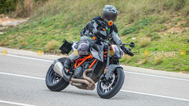 Ktm 1290 super duke rr - phiên bản đặc biệt giới hạn lộ diện - 3