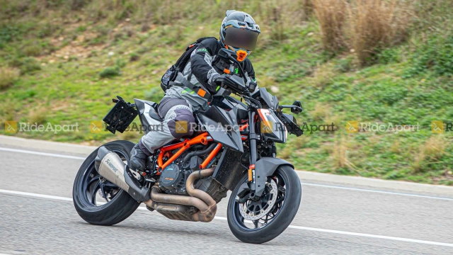 Ktm 1290 super duke rr - phiên bản đặc biệt giới hạn lộ diện - 4