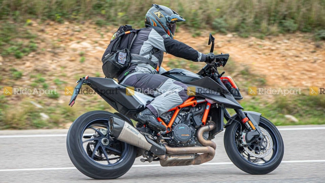 Ktm 1290 super duke rr - phiên bản đặc biệt giới hạn lộ diện - 7