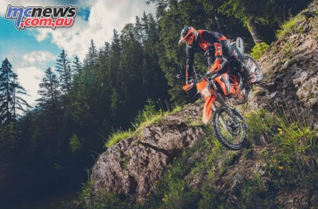 Ktm 690 enduro r và 690 smc r 2021 ra mắt nâng cao sức lôi cuốn - 3