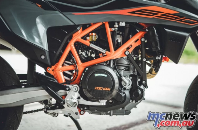 Ktm 690 enduro r và 690 smc r 2021 ra mắt nâng cao sức lôi cuốn - 12