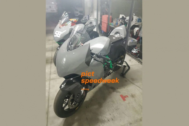 Ktm ra mắt mẫu xe đua sportbike 890cc lấy công nghệ từ moto2 - 3