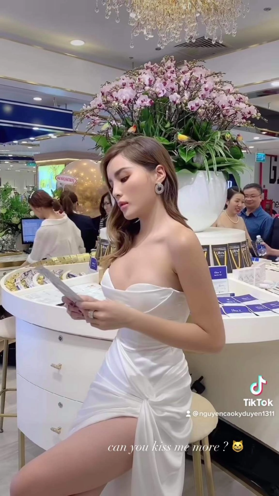 Kỳ duyên ăn mày quá khứ ngày xưa ưa o ép giờ vẫn hở nhưng sang bội phần - 1