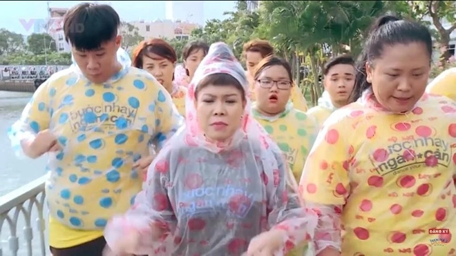 Kỳ duyên mặc áo gió chạy thể dục ướt đẫm mồ hôi nhưng có đồng nghĩa giảm cân hiệu quả - 5
