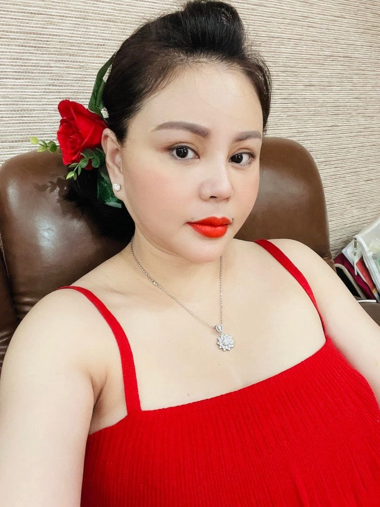 Kỷ lục dao kéo của mỹ nhân việt lê giang được cho là có đến tận 10 chiếc mũi - 2