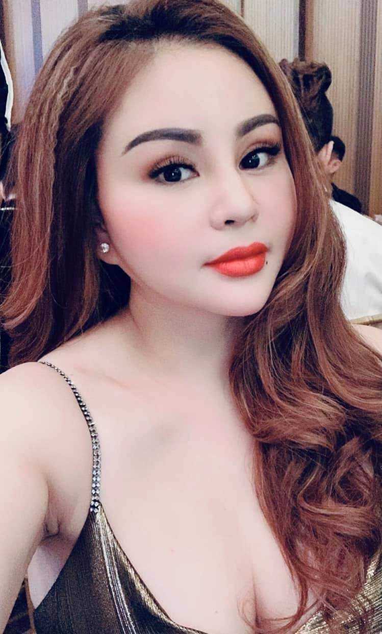 Kỷ lục dao kéo của mỹ nhân việt lê giang được cho là có đến tận 10 chiếc mũi - 7