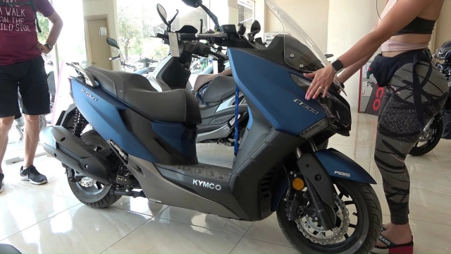 Kymco x-town ct 300 trình làng có gì đặc biệt - 2