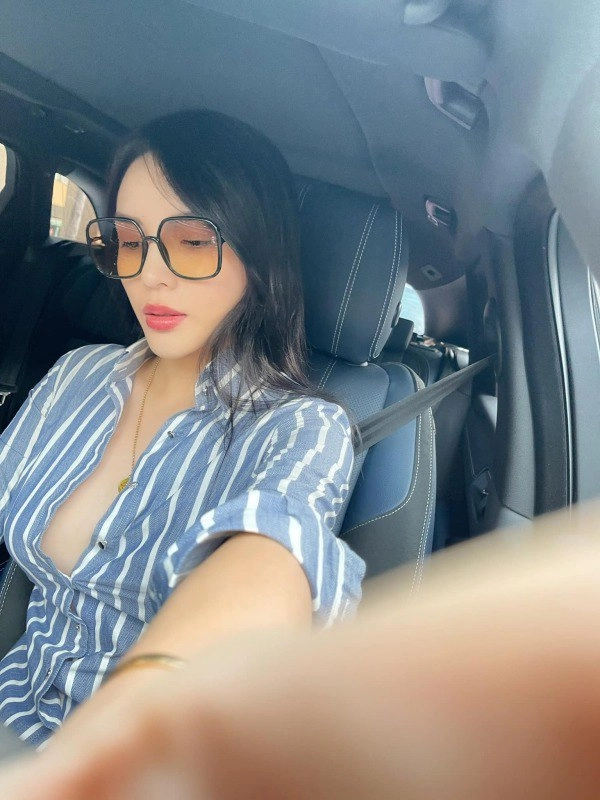 Lạ đời chuyện nang hau so huu hinh the đep tuyet my van quyet đinh nang nguc - 9