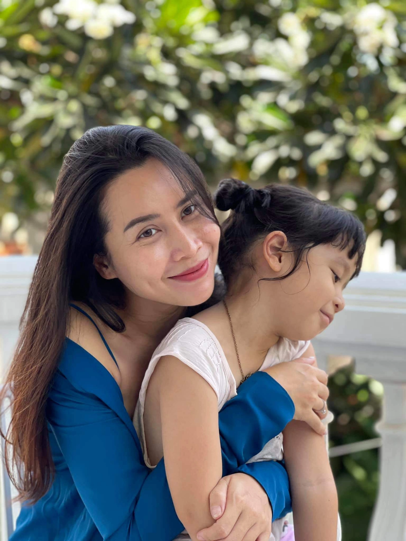 Lã thanh huyền gặp hội bạn thân lưu hương giang tự tin mặt mộc vân hugo bầu bí vẫn xinh - 6