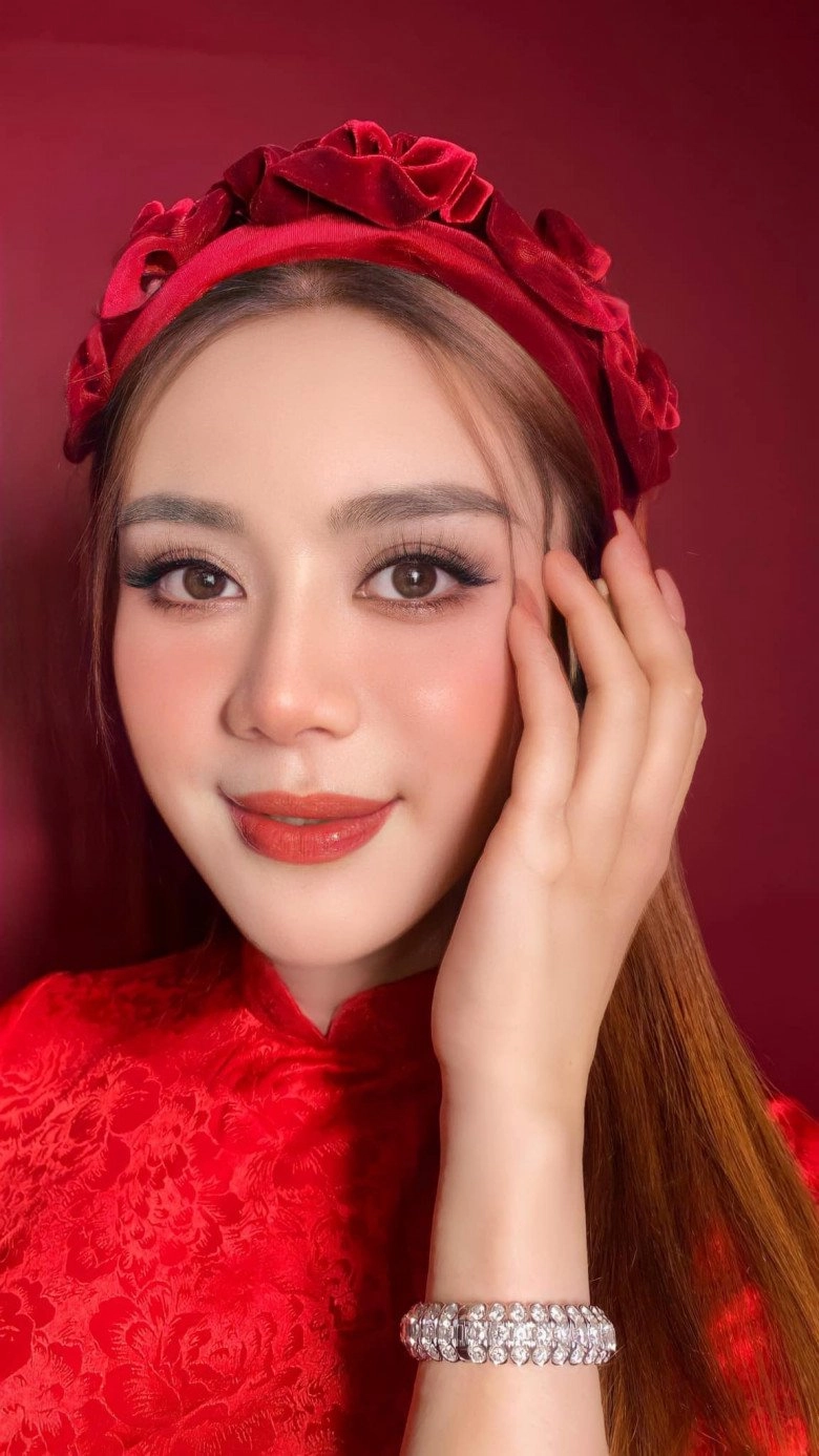 Lâm khánh chi diện đồ xuyên thấu khoe vòng 3 bốc lửa bên tình tin đồn - 11