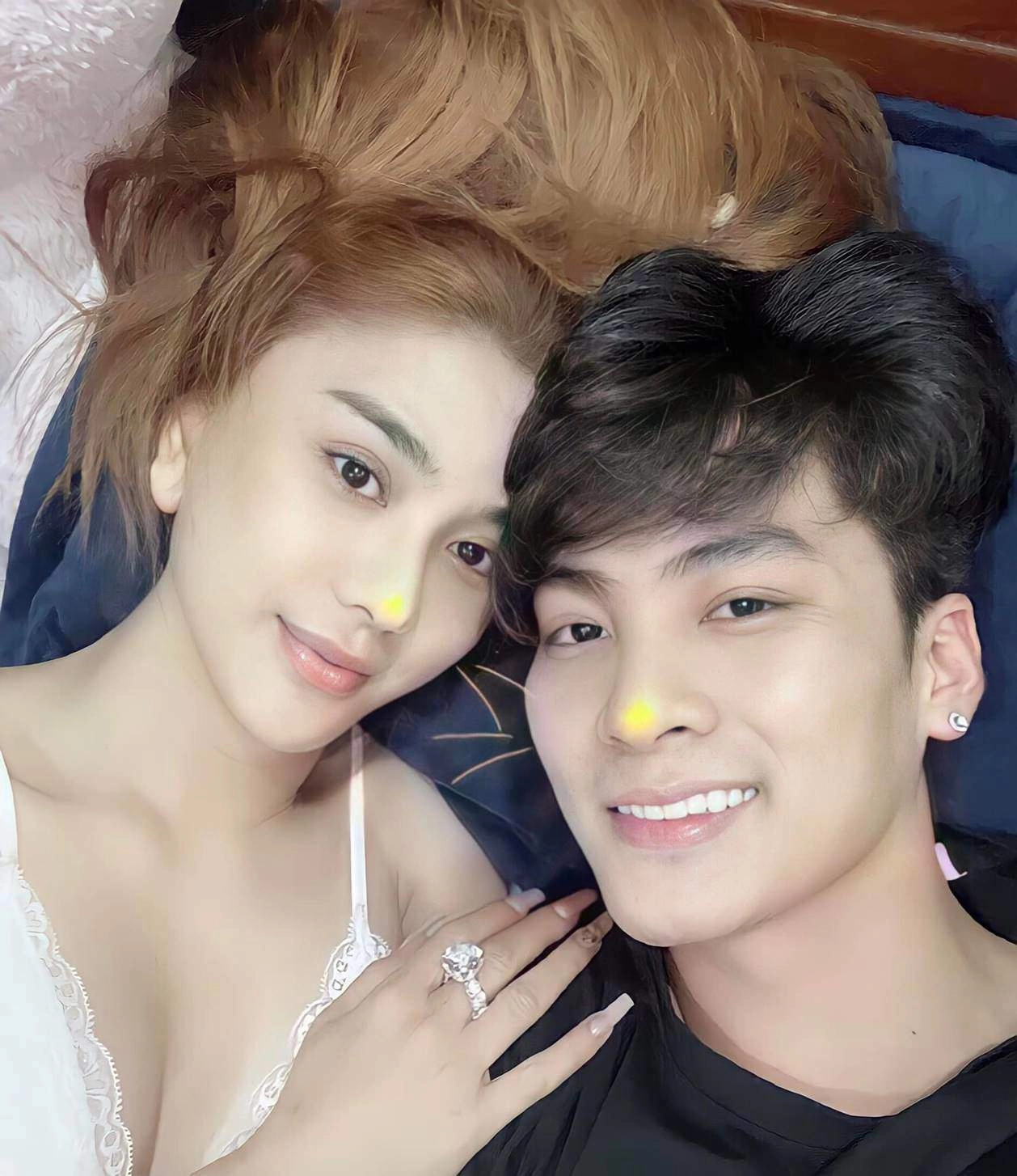 Lâm khánh chi thừa nhận nợ nần vì chuyển giới nhan sắc từng trồi sụt thất thường - 1