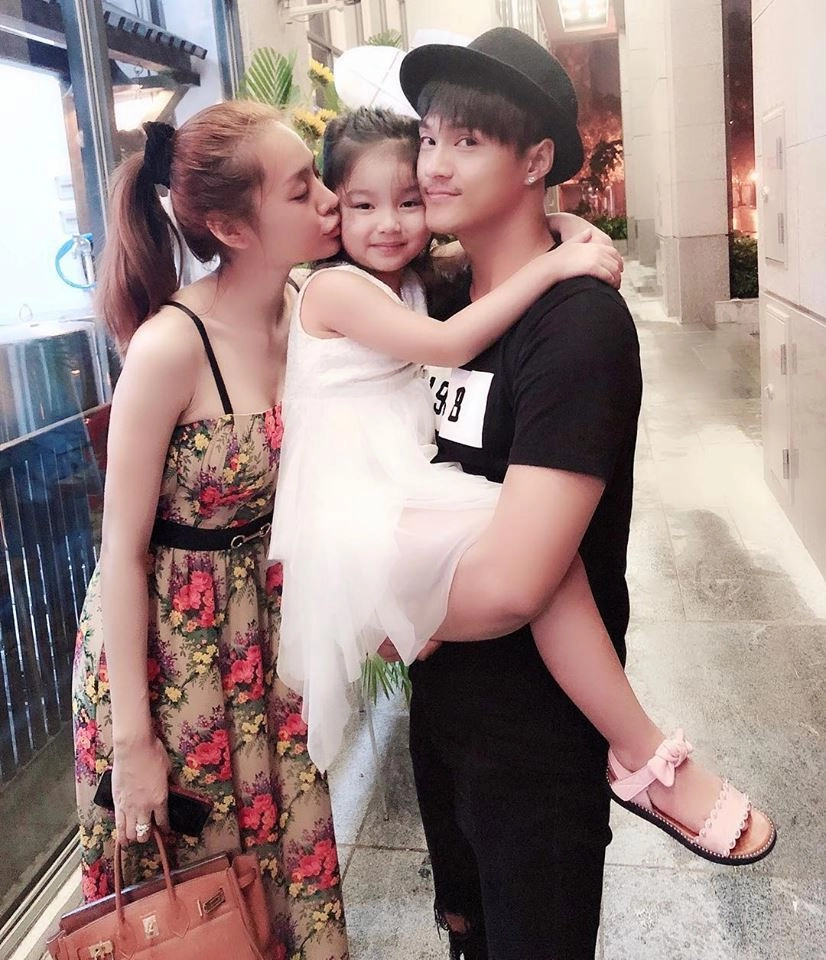 Làm mẹ đơn thân tay trắng lý phương châu giờ có nhà tiền tỷ bạn thân chồng cũ cưng chiều - 1
