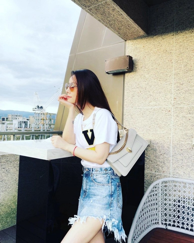 Lâm tâm như cưa sừng tài tình u50 vẫn mê mệt món đồ gái teen bảo sao lão hoá ngược - 1