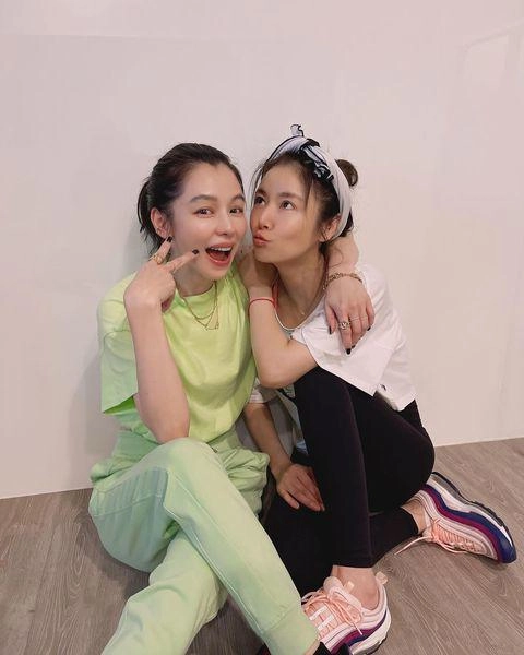 Lâm tâm như khoe ảnh mặt mộc dấu hiệu lão hoá bốc hơi không còn lệch với hoắc kiến hoa - 1