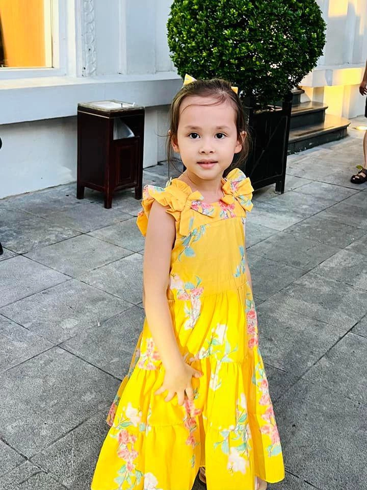 Lan phương nấm lùn lấy chồng tây 2m04 con gái lai 4 tuổi cao vượt trội - 4