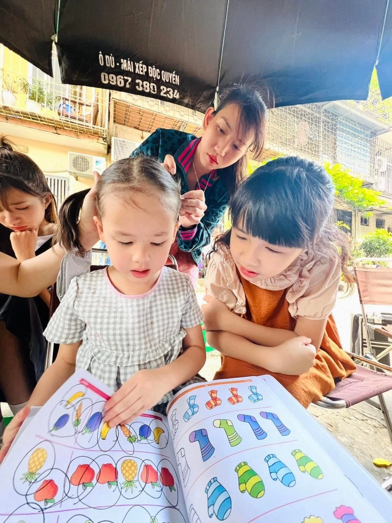 Lan phương nấm lùn lấy chồng tây 2m04 con gái lai 4 tuổi cao vượt trội - 11