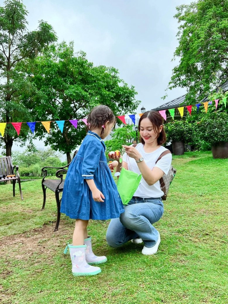 Lan phương nấm lùn lấy chồng tây 2m04 con gái lai 4 tuổi cao vượt trội - 12