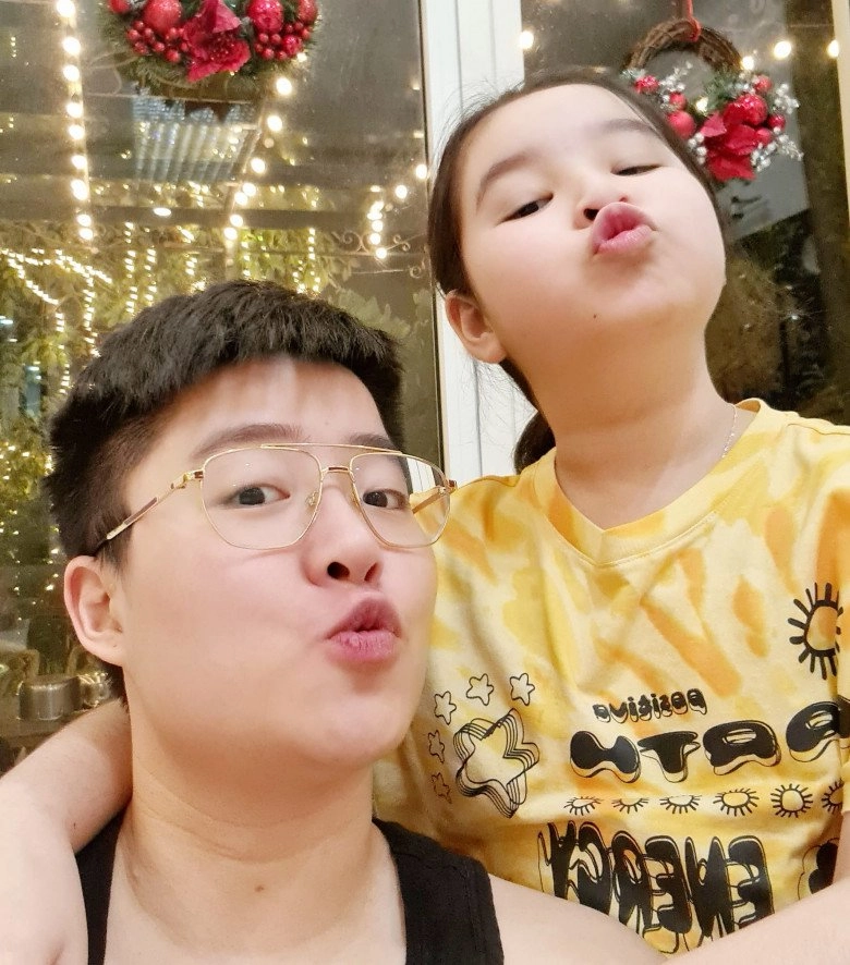 Lấy chồng 9x kém 21 tuổi nữ giám đốc u51 chuẩn bị 3 năm để làm mẹ cặp sinh đôi - 7