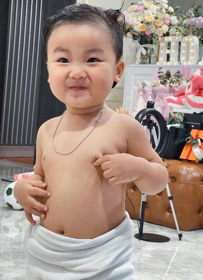 Lấy thiếu gia long an hòa minzy đã 2 tháng phải một mình nuôi con trai - 4