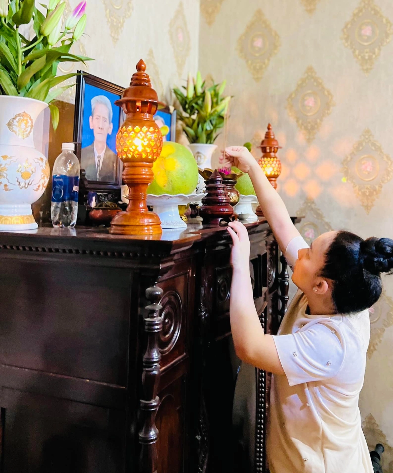 Lê dương bảo lâm thu nhập 3 tỷtháng lễ đầy tháng của quý tử độc nhất giản dị bất ngờ - 5