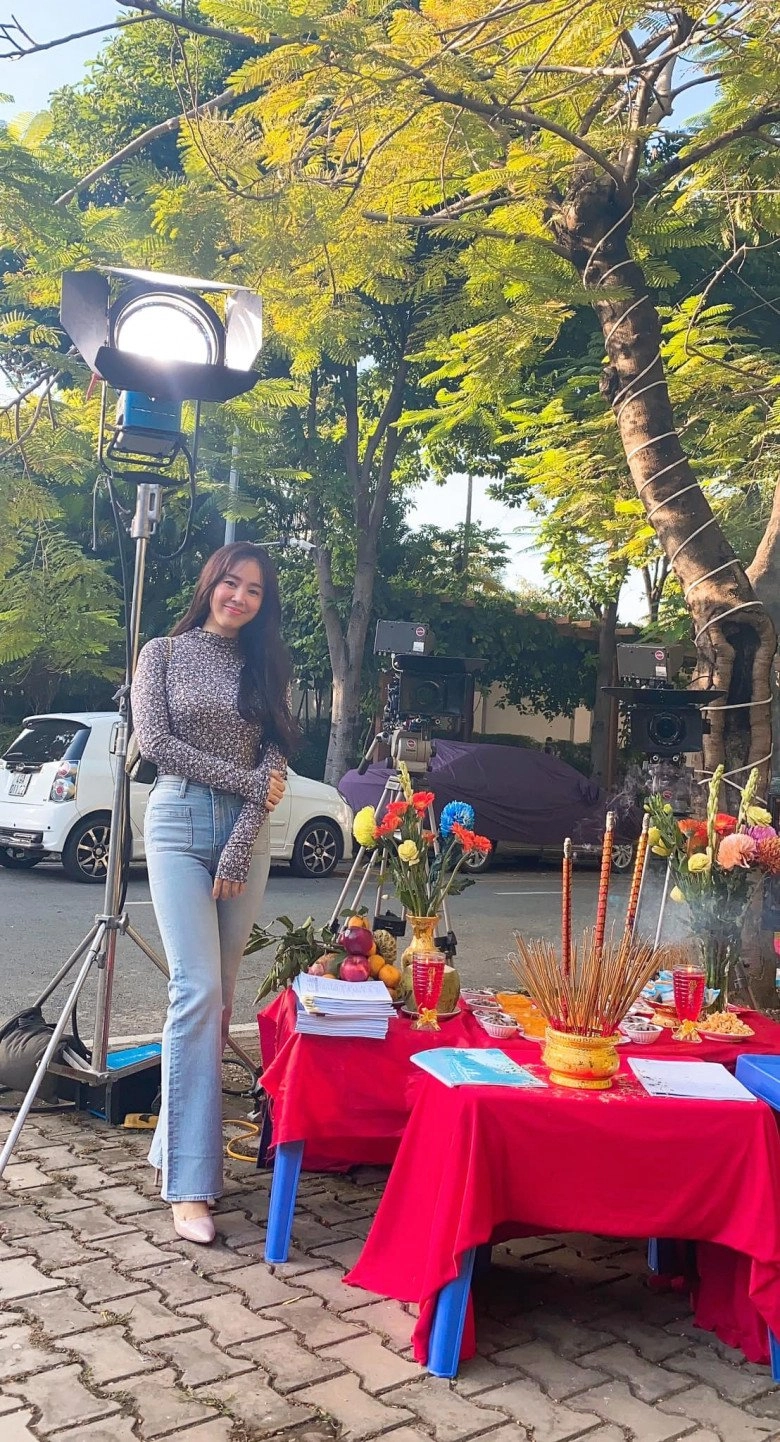 Lê phương dạo này người ốm nhom vòng eo bé tí bị nghi sản phẩm photoshop chính chủ lên tiếng - 7