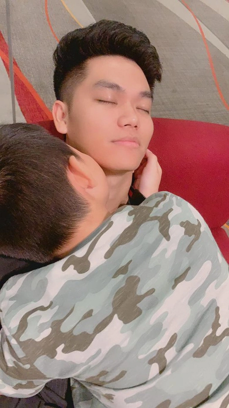 Lê phương khoe ảnh con riêng tình cảm với ba dượng nóichuyện sắp sinh thêm con - 7