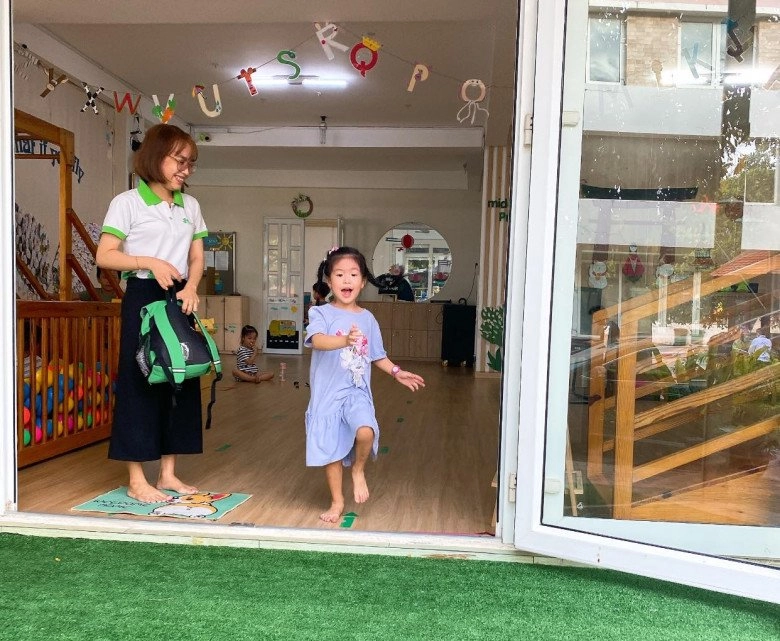 Lê phương liên tiếp bỏ lỡ ngày khai giảng của con trai con gái nguyên do làm nhiều người lo lắng - 3