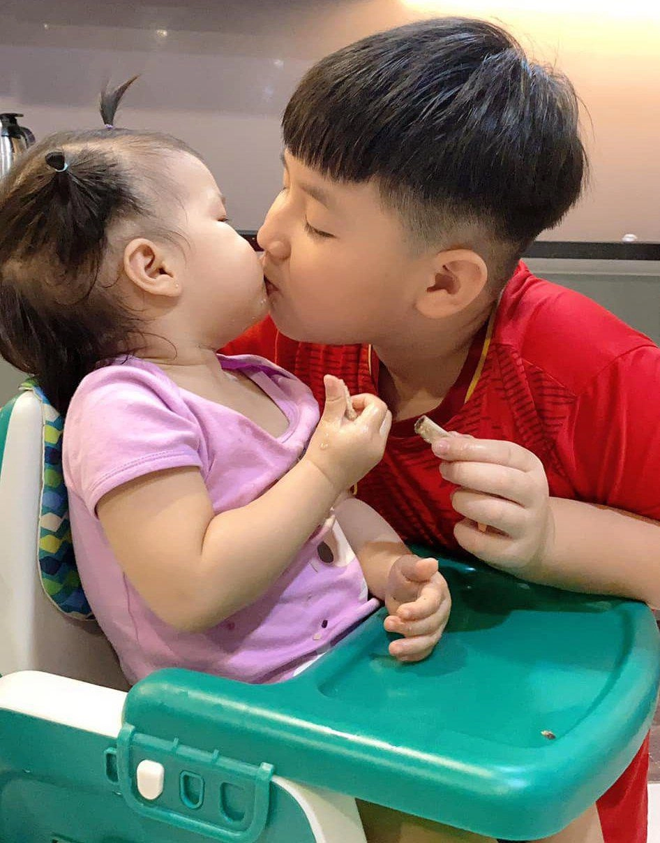 Lê phương- quách ngọc ngoan cùng đăng ảnh chúc mừng sinh nhật con trai nhưng có sự khác biệt - 10