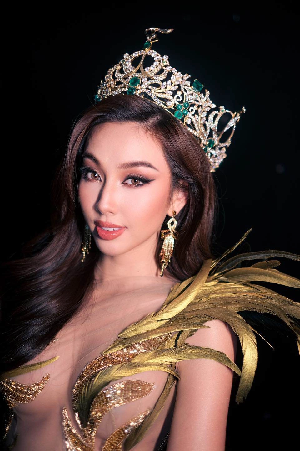 Liên tục bị chuyên gia make-up dìm thuỳ tiên trổ tài múa cọ nhan sắc gái việt bùng nổ - 4