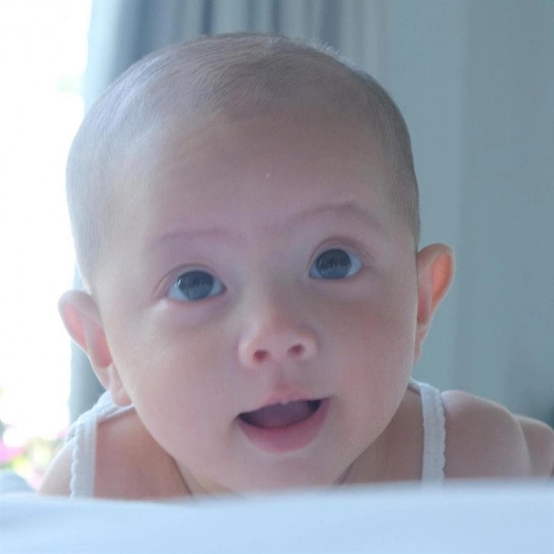 Lisa nhà hồ ngọc hà hài hước trong diện mạo tóc dài trông khác lạ suýt nhận không ra - 4