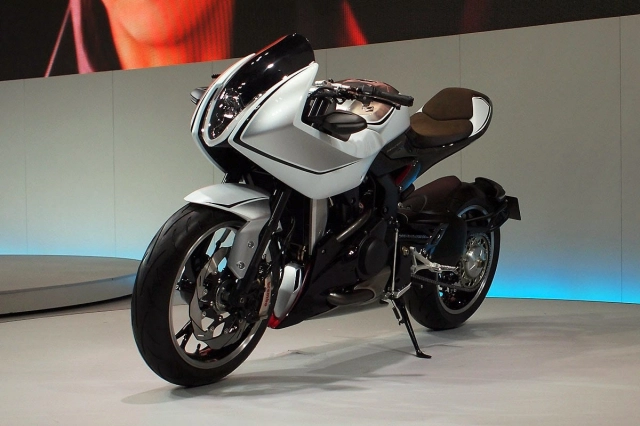 Lộ tin suzuki phát triển một mẫu mô tô trang bị turbo mới - 1