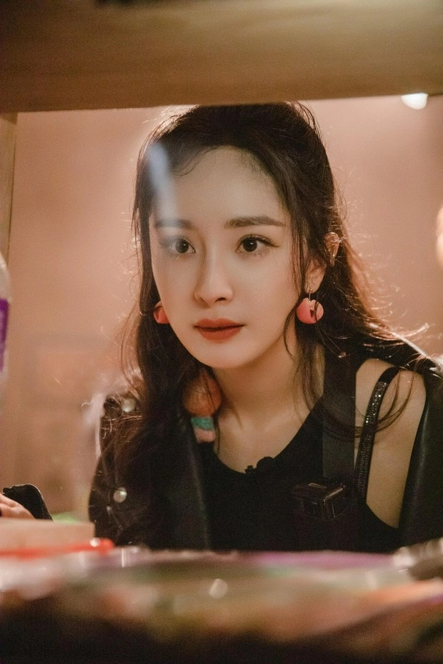 Loạt ảnh hậu trường của dương mịch cánh tay vung đòn đánh trống trị giá ngàn vàng - 1