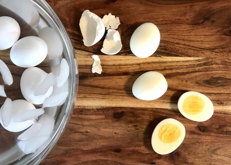 Luộc trứng đừng dại cho ngay vào nồi nhớ làm điều này trước trứng không nứt lại dễ bóc vỏ - 4