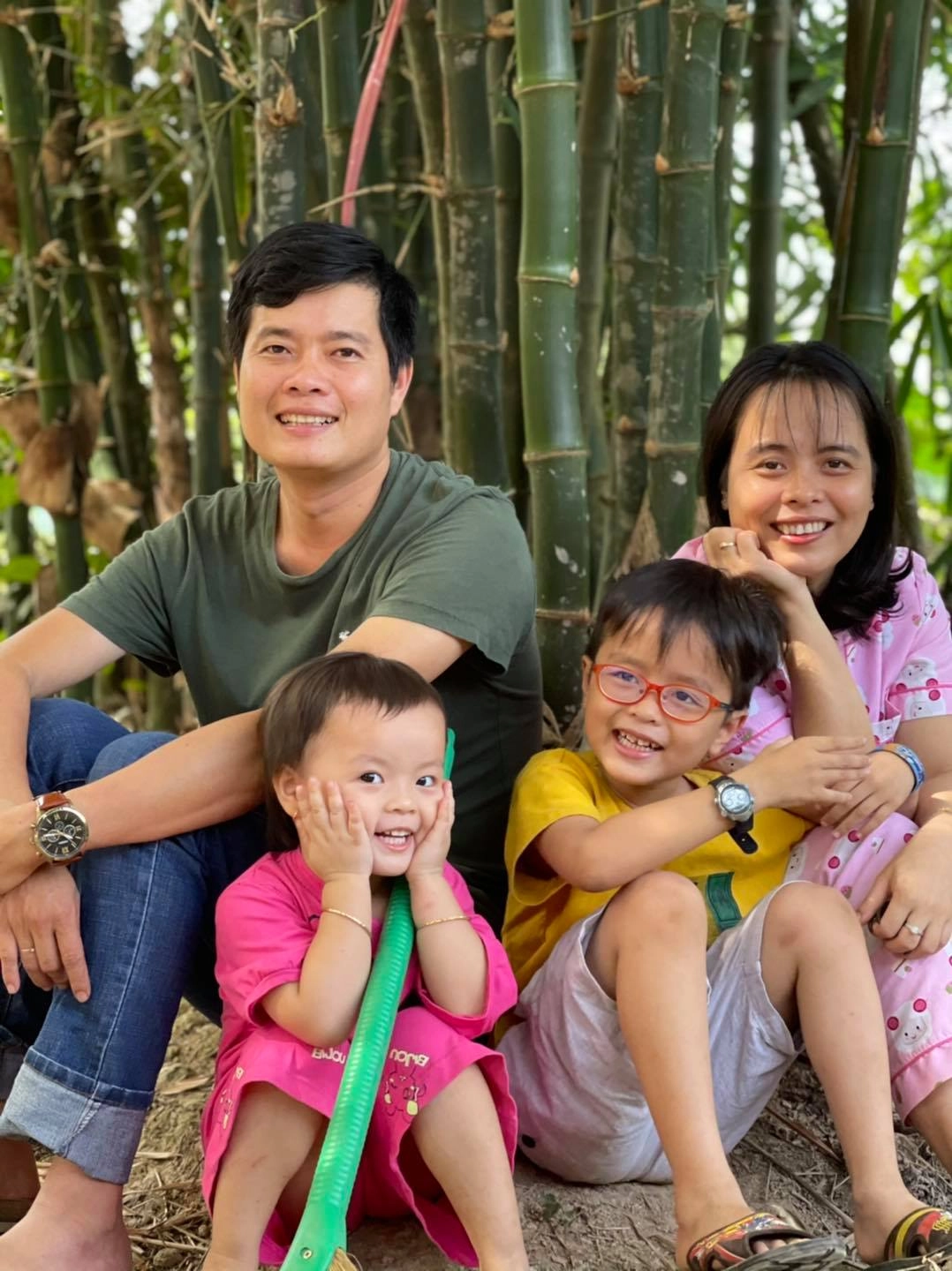Lương 1 tỷtháng ông trùm gameshow trấn thành trường giang kiêng nể vẫn đi xe máy nuôi con bình dân - 3