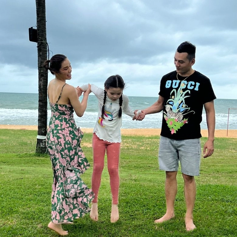 Lý bình bị mỉa mai muốn cướp luôn con vợ phương trinh mắng thẳng mặt ai cũng vỗ tay khen - 1
